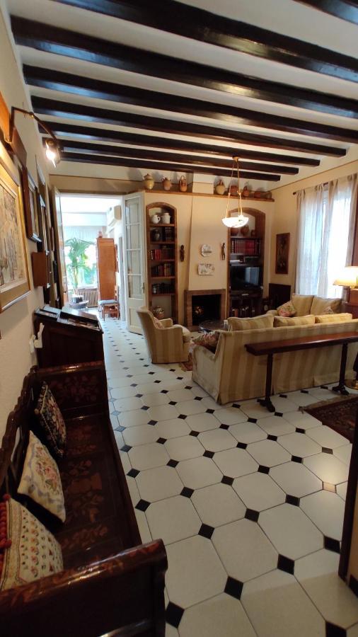 Casa Mo Apartment Сабадел Екстериор снимка